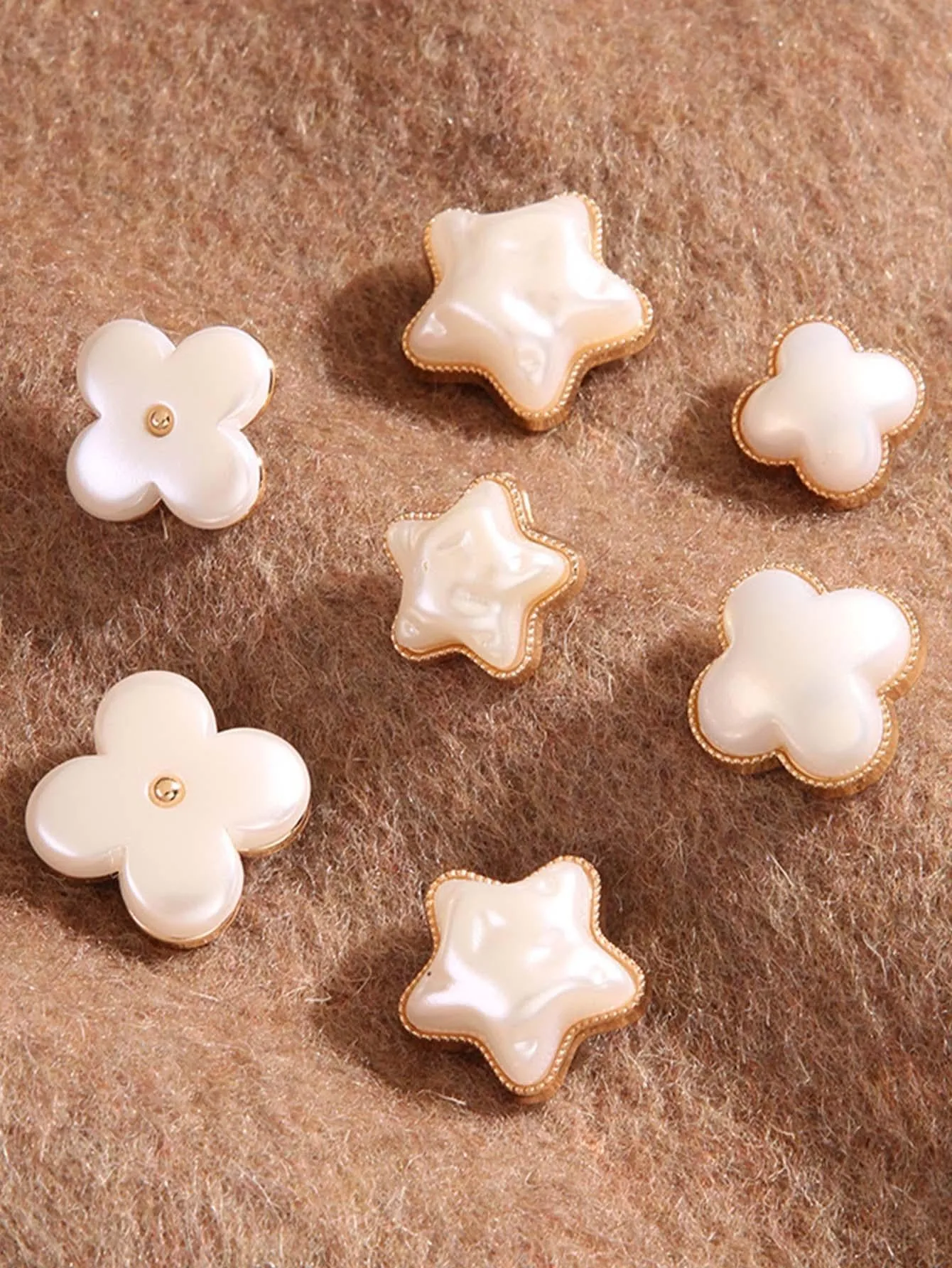 1pc Alloy Button, Creative Star & Geometric Design Hand Sewing & Crafts Supply For Clothes