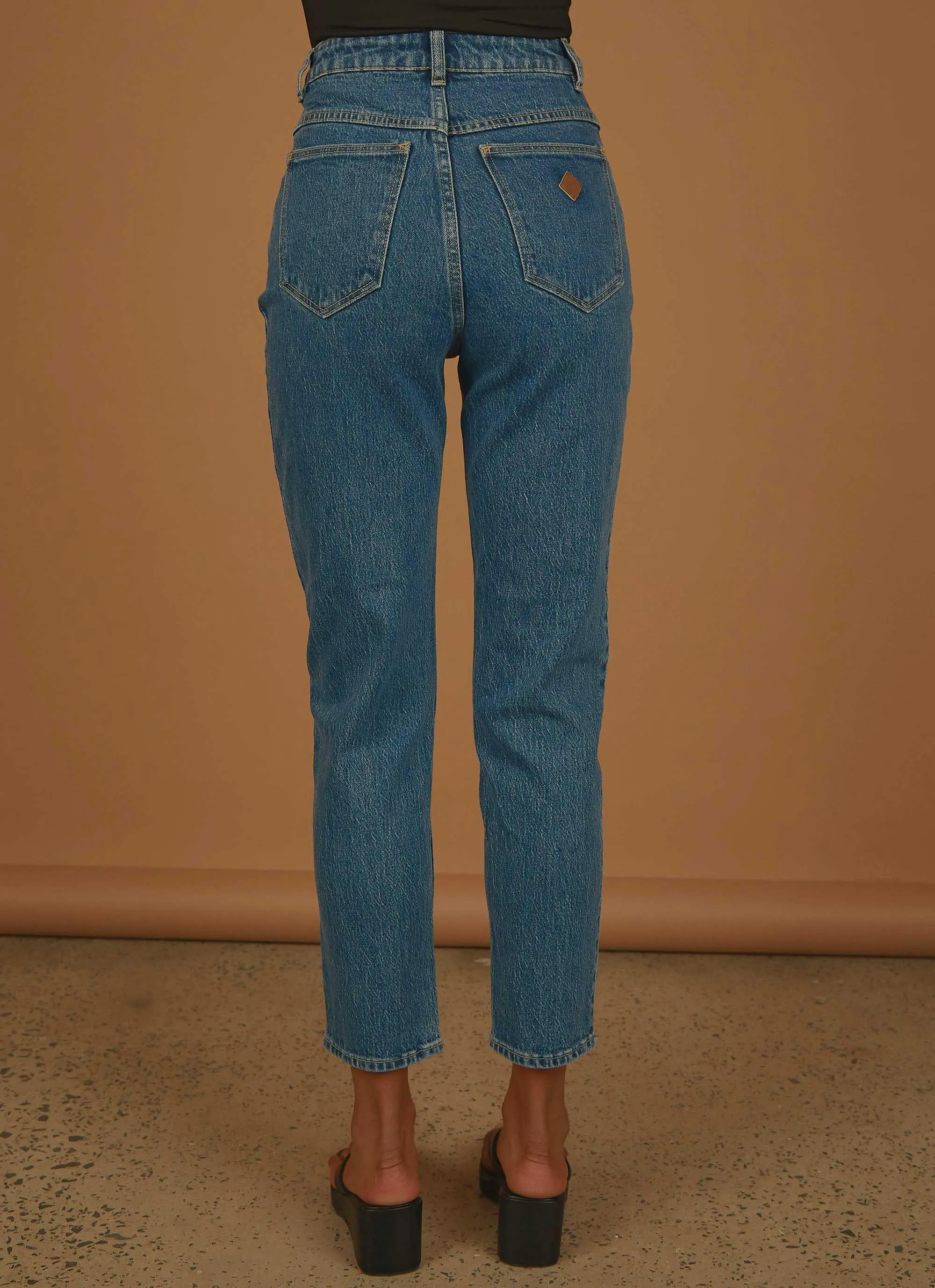 A 94 High Slim Jean - Chantell Organic