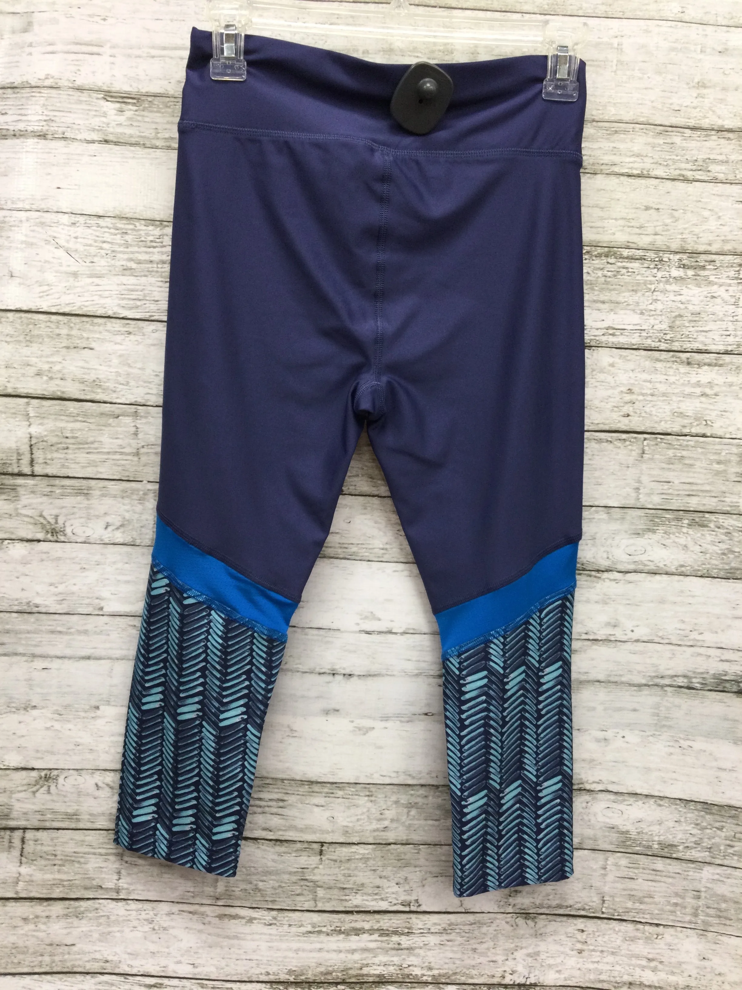 Athletic Capris By Under Armour  Size: Petite   Small