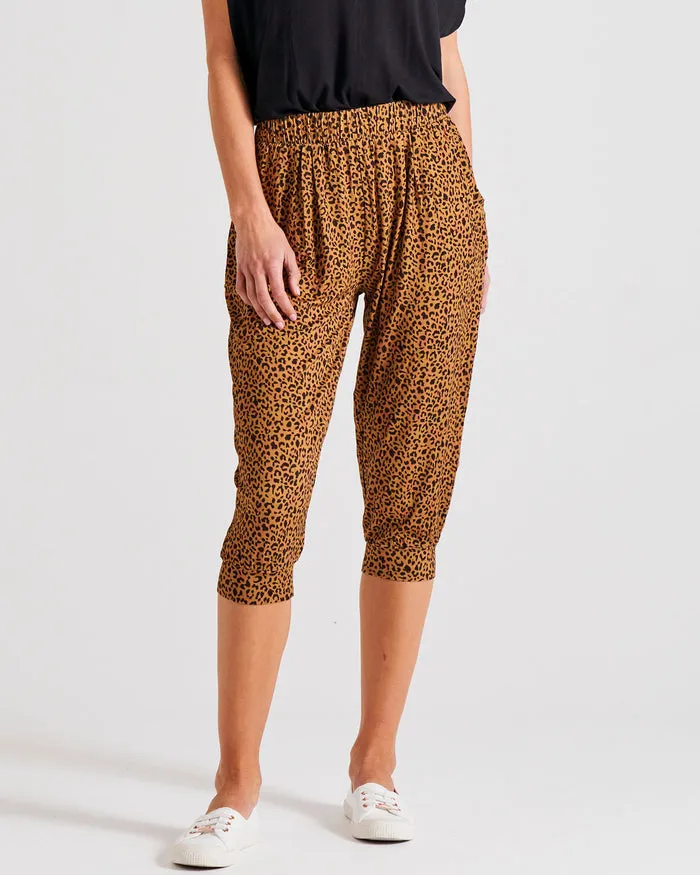 Betty Basics Tokyo 3/4 Pant Wild Print