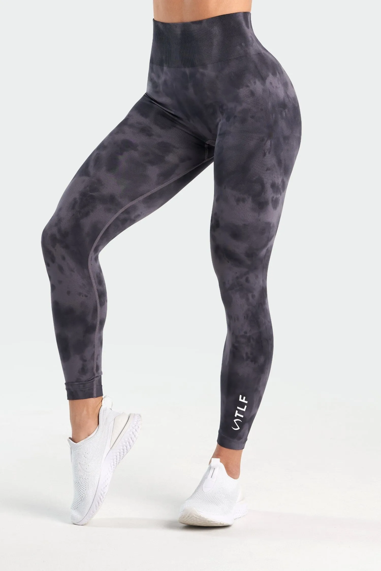 Cosmic Seamless Scrunch Butt Leggings