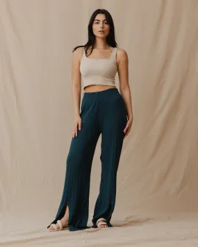 Knitted Pants With A Slit Teal