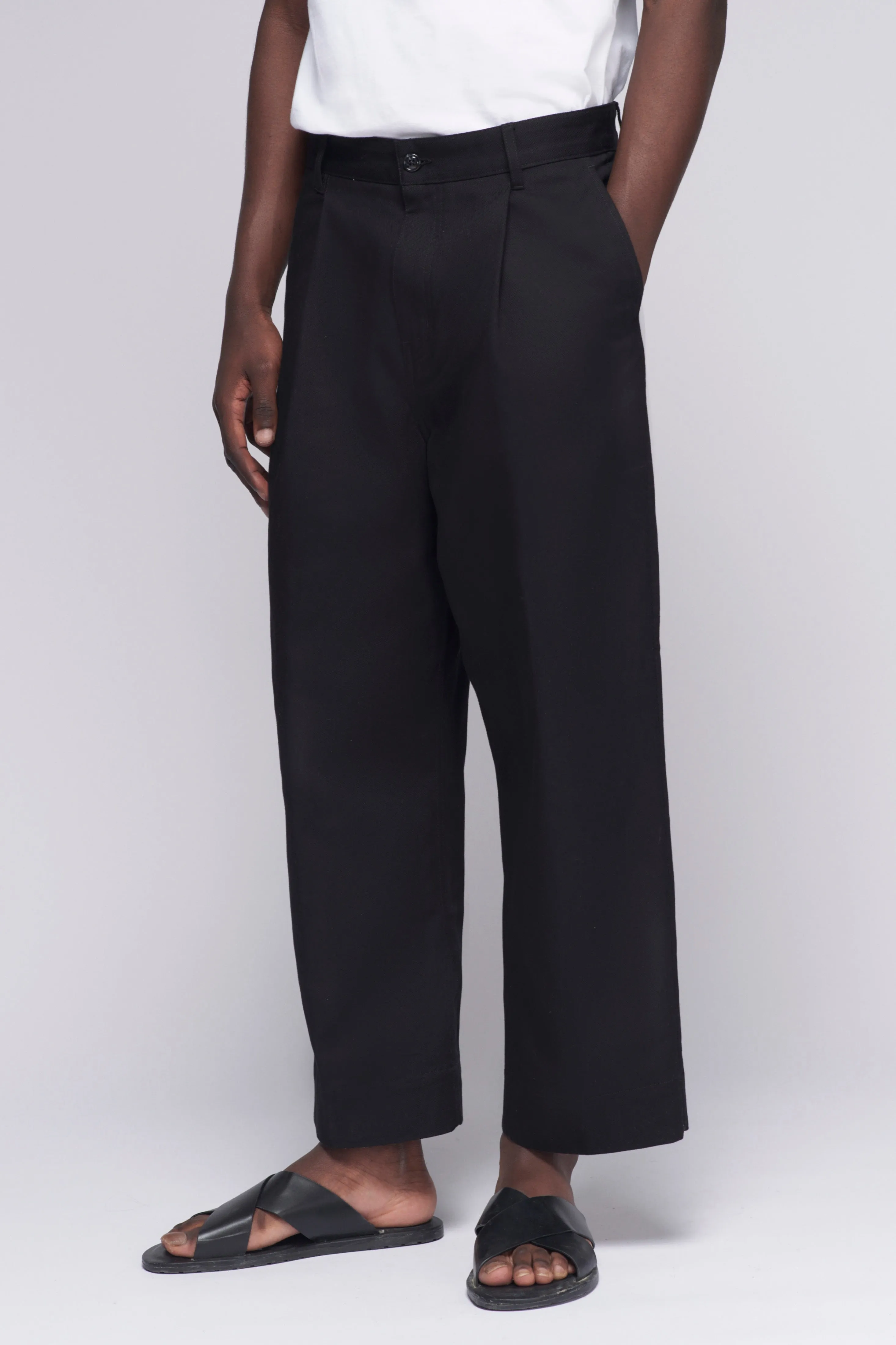 Men's Nilus Trouser in Black