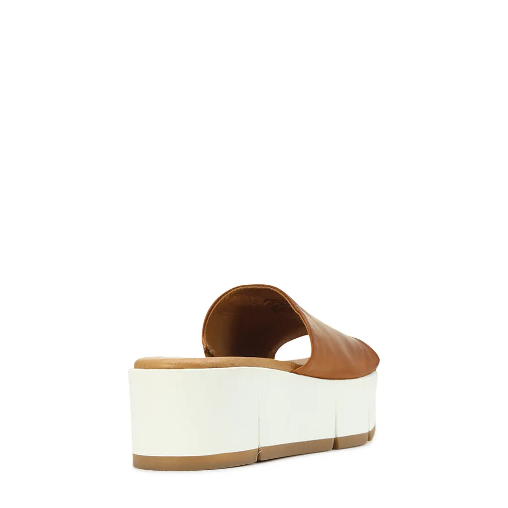 Palla Leather Slides