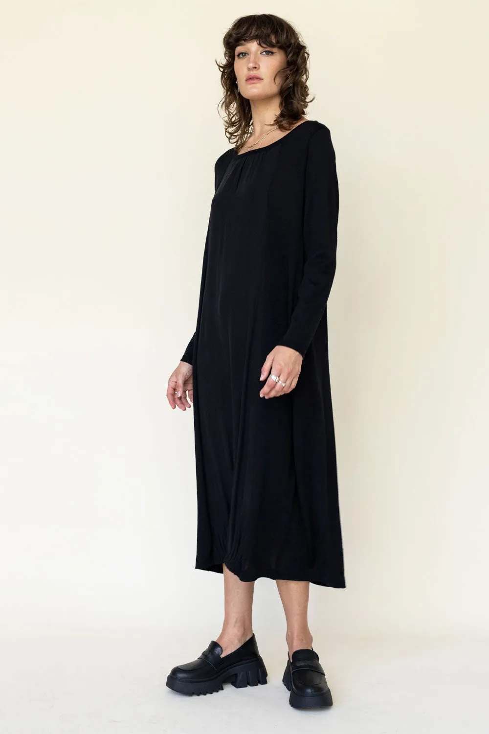 SABATINI RUCHED HEM COCOON DRESS BLACK