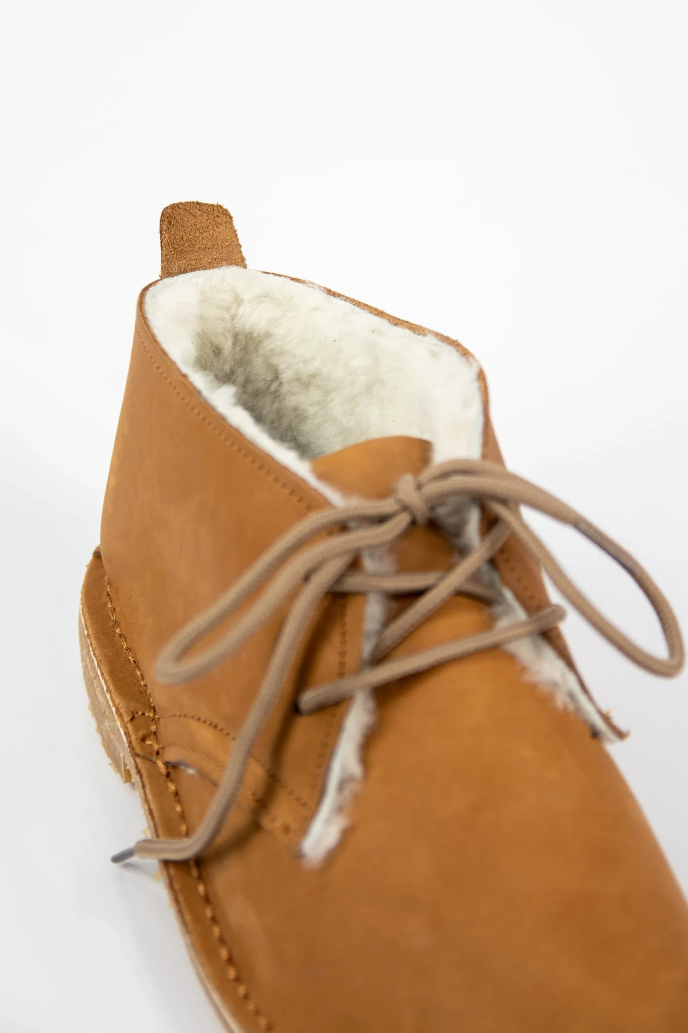 Unisex Genuine Leather Wool Vellies (Tan)